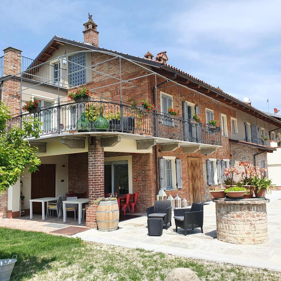 Agriturismo Cascina Sciulun 蒙福特达尔巴 外观 照片
