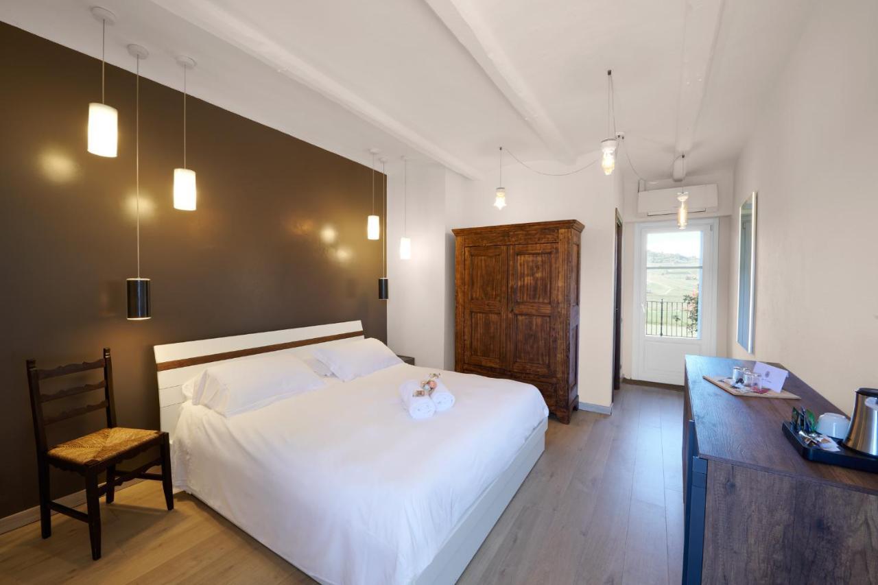Agriturismo Cascina Sciulun 蒙福特达尔巴 外观 照片