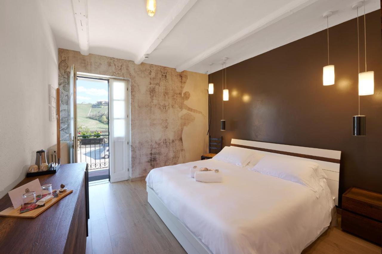 Agriturismo Cascina Sciulun 蒙福特达尔巴 外观 照片