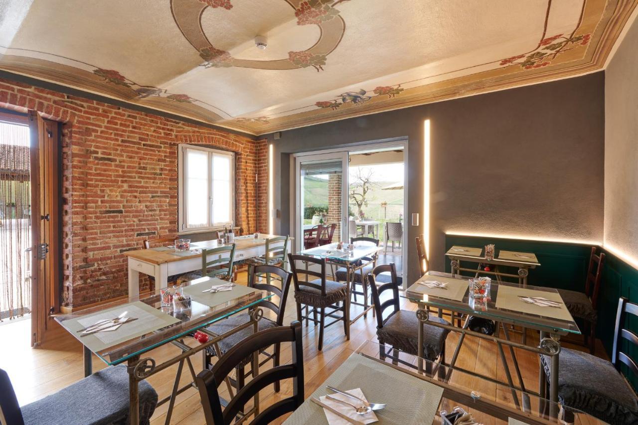 Agriturismo Cascina Sciulun 蒙福特达尔巴 外观 照片